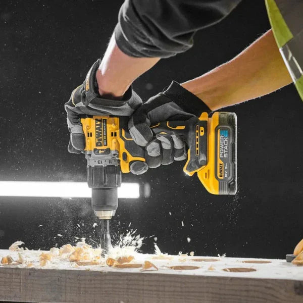 KIT ORIGINAL DEWALT: Taladro inalámbrico de alto impacto + 26 ACCESORIOS [2 BATERÍAS DE 48 V] 