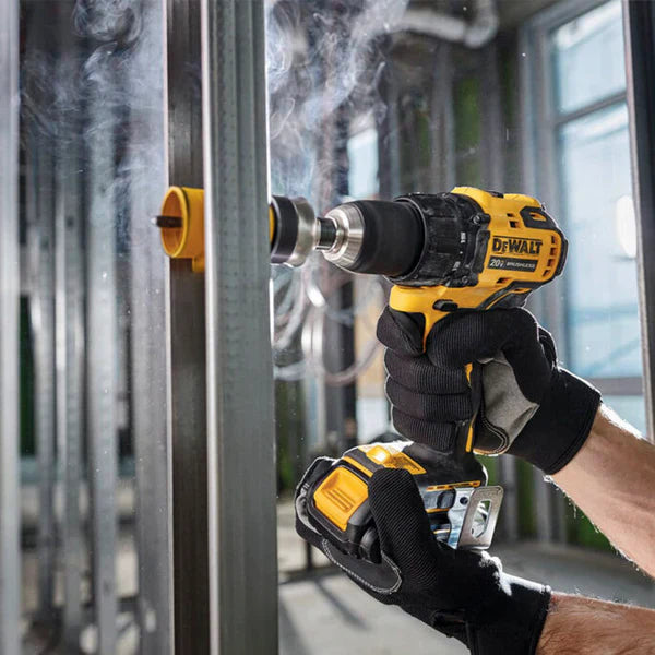 KIT ORIGINAL DEWALT: Taladro inalámbrico de alto impacto + 26 ACCESORIOS [2 BATERÍAS DE 48 V] 